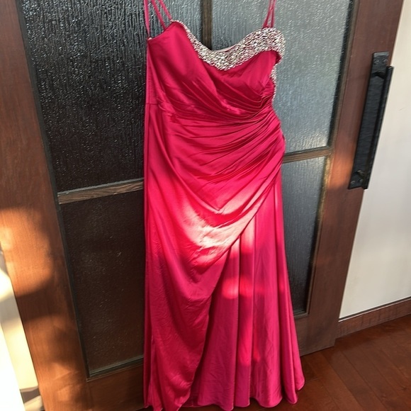 Mac Duggal Strapless Ruched Embellished Gem Gown Hot Pink Dress Size 10 - Picture 10 of 13